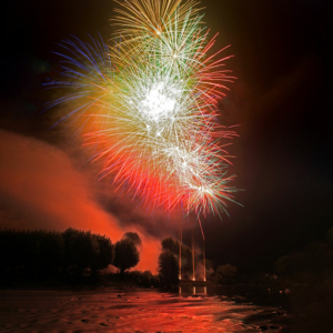 Feu d'artifice musical des Fêtes de Nay 2025